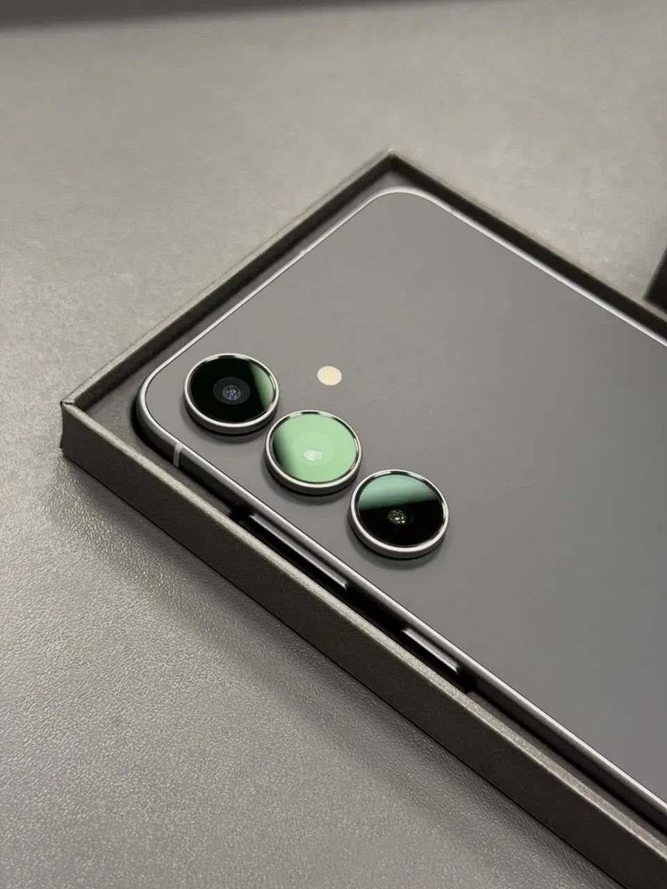 S25 fe - 256 gigas  - Foto 3