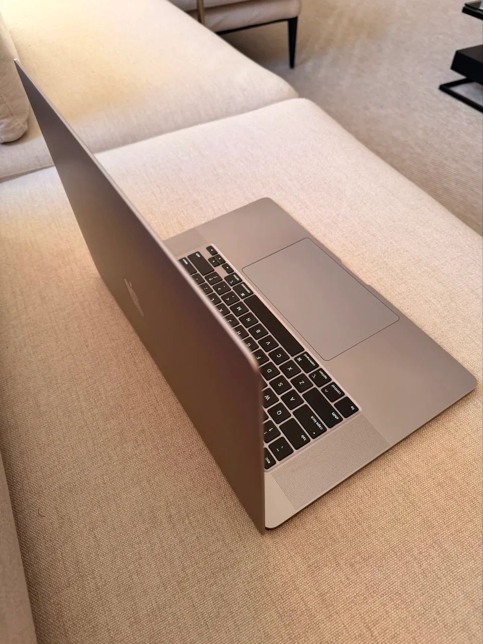 Macbook pro 16, intel core i7-9750H, 16gb RAM, 512gb - Notebooks