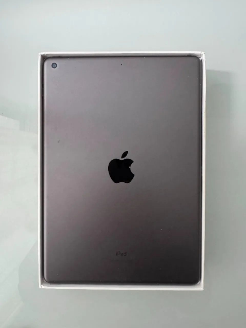 IPAD 7 - 32GB - WIFI - SEMI NOVO COM CAIXA  - Foto 2