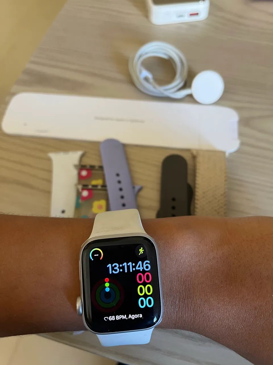 Apple Watch SE GPS 40mm com pulseiras - Foto 2