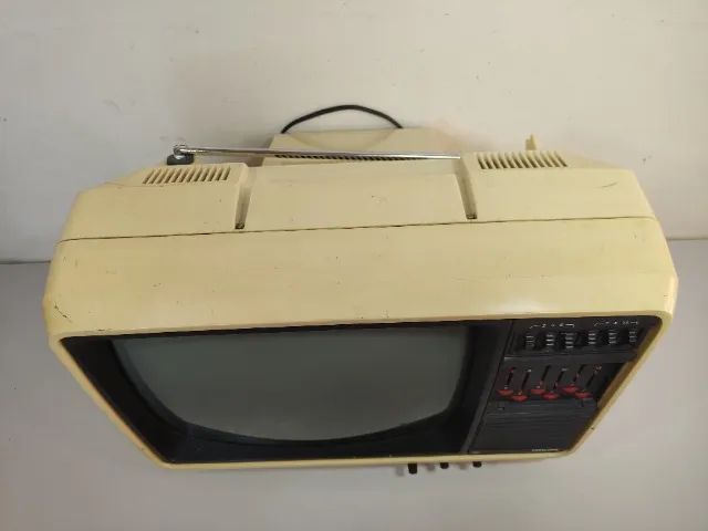 TV Antiga Philips Tx P&b 14 Polegadas Funciona Leia a Descrição - Cml (Usado) - Foto 2