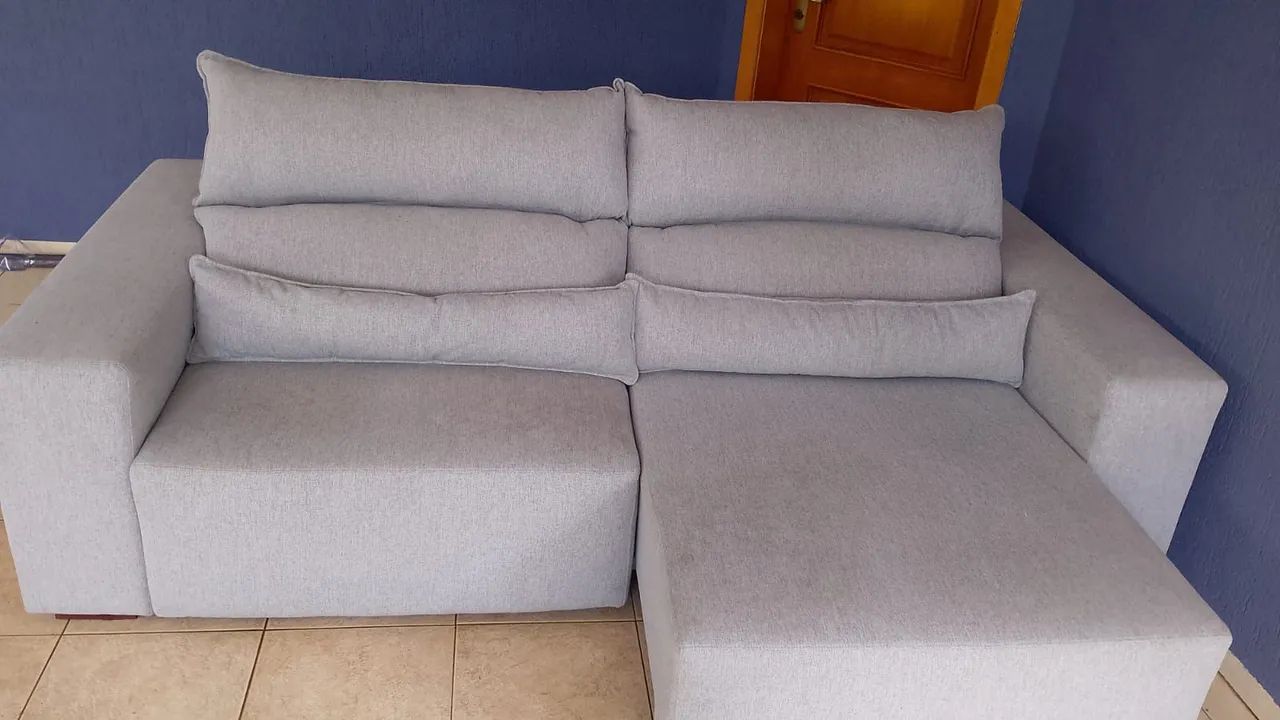 Sofá retrátil e declinavel 4 lugares - Foto 3