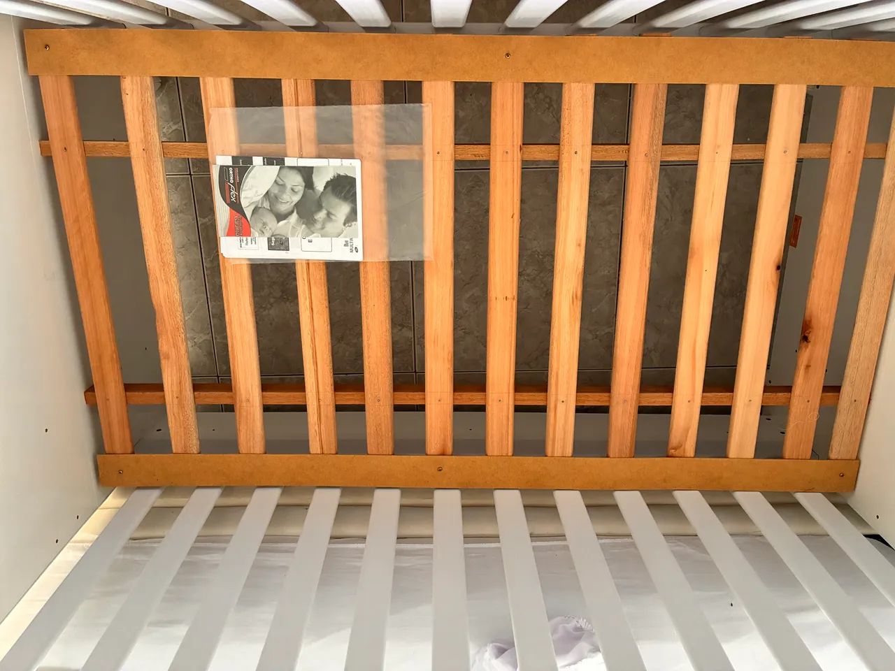 Vendo berço e colchão de bebê  - Foto 5