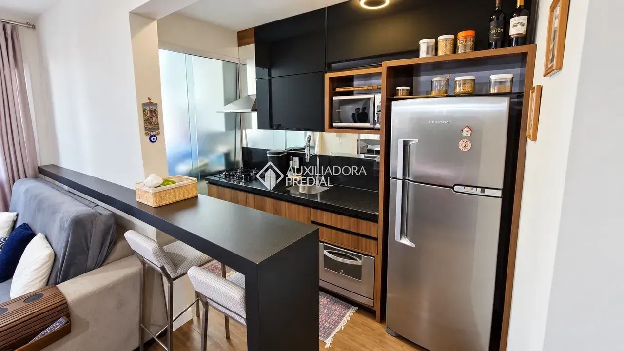 Imóvel para venda possui 66 metros quadrados com 2 quartos em Itacorubi - Florianópolis -  - Foto 4