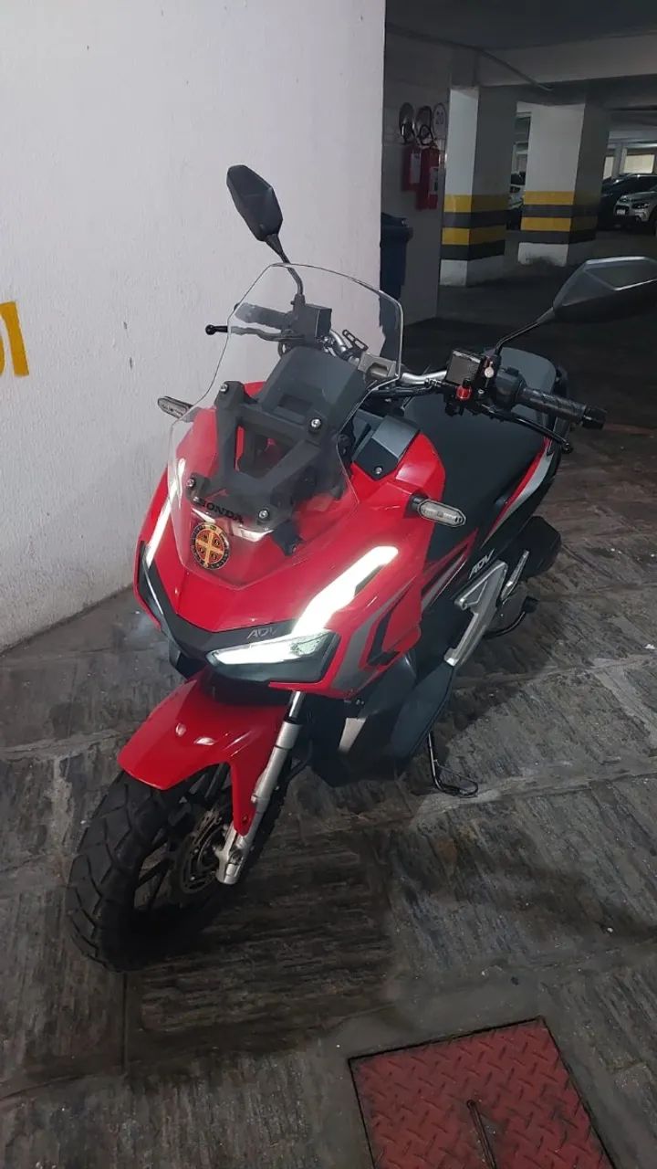 HONDA ADV 2023 com 6 mil km NOVA
