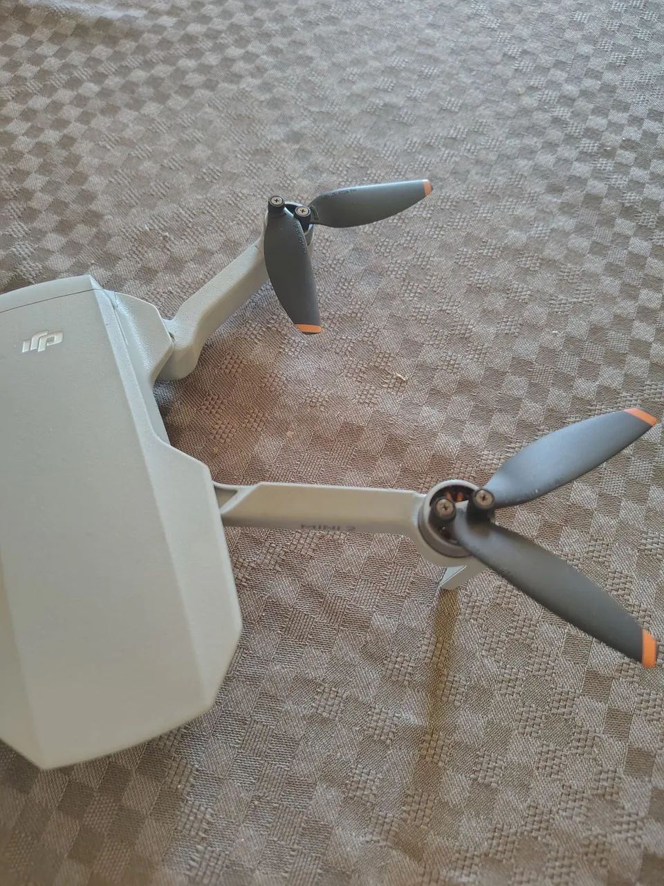 DRONE DJI Mini 2 - Combo Fly More - Foto 4