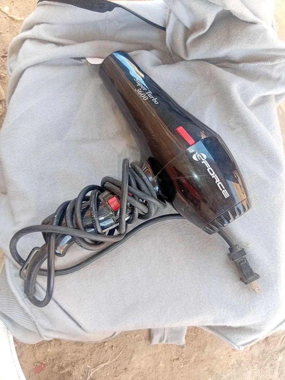 Secador de cabelo profissional  Force3600 funciona perfeitamente  - Foto 2