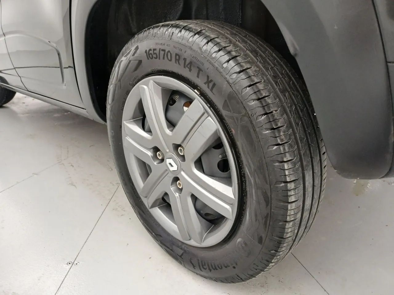 Renault Kwid 1.0 Zen, foto 12 de 18