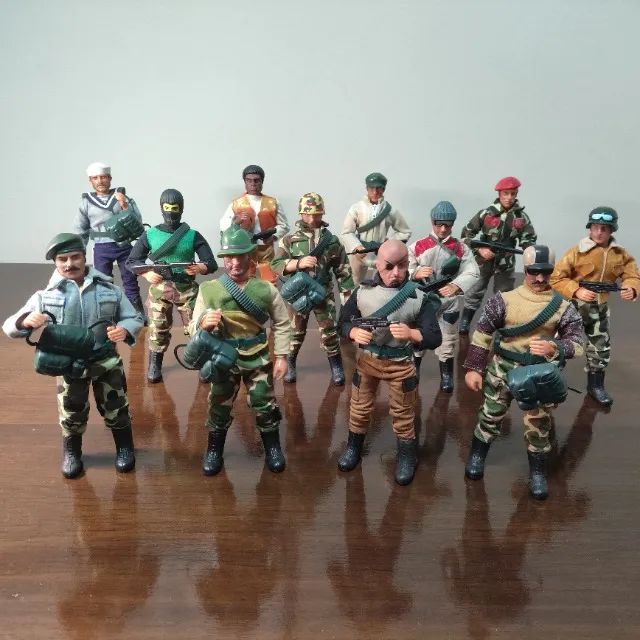 Soldados - The Magnificent Team