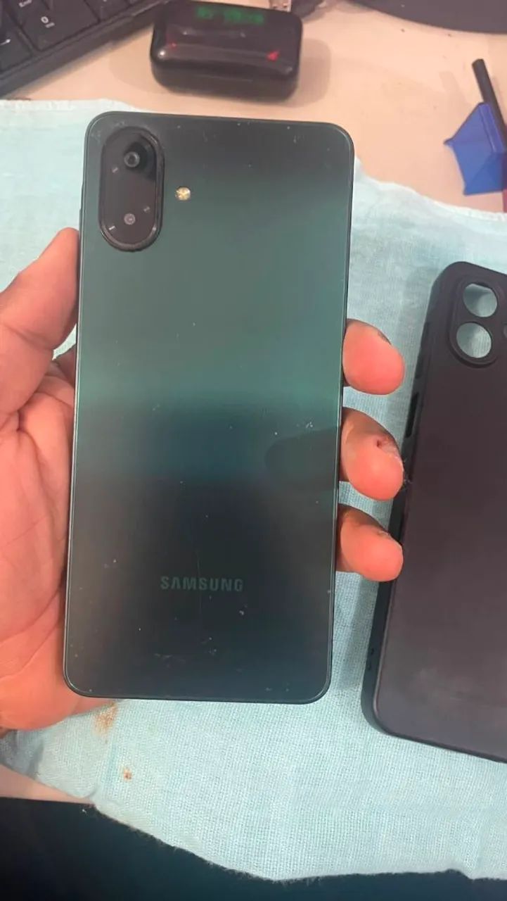 Vendo Samsung a07 - Foto 2