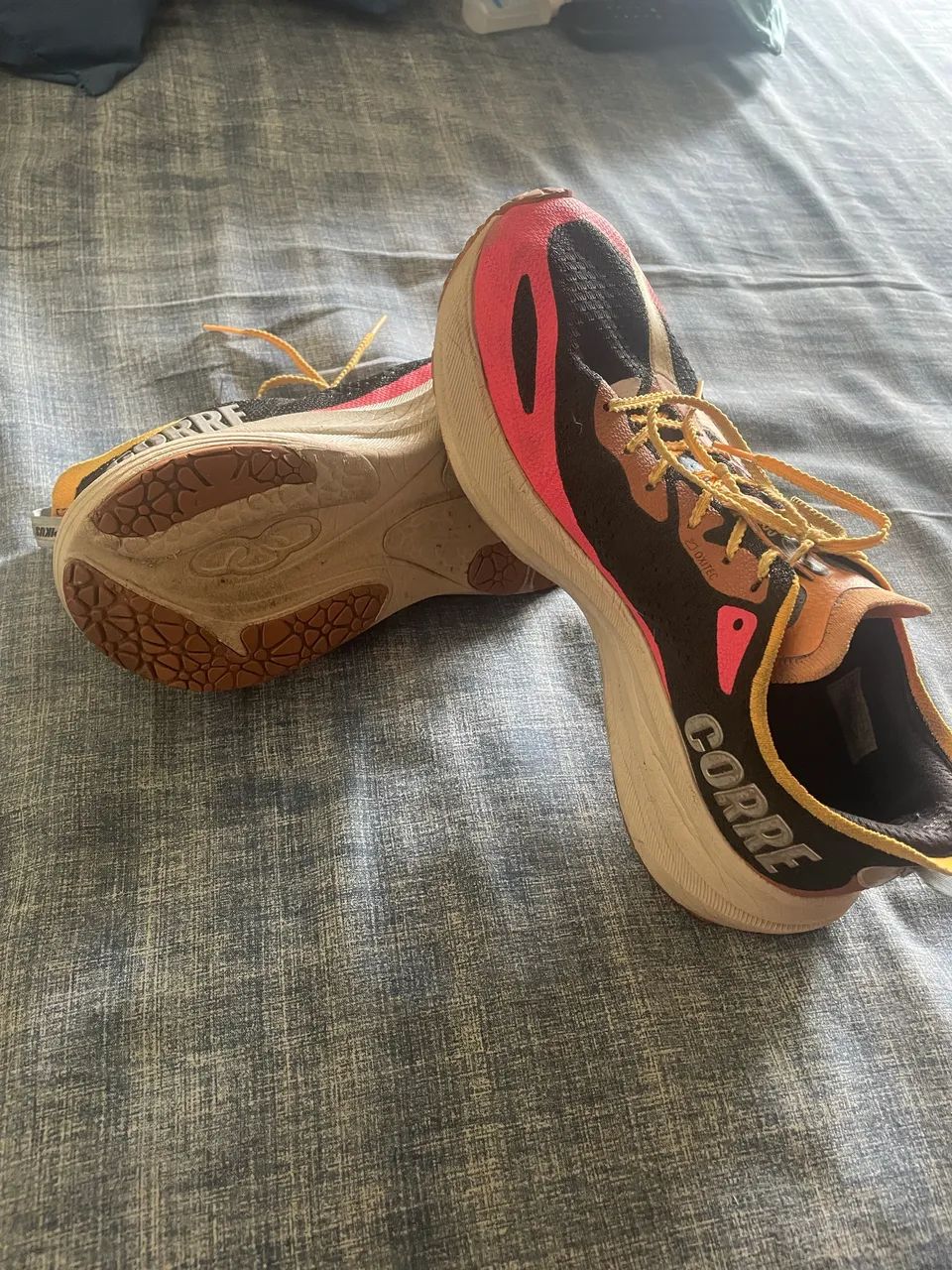 Running shoes.65049944739458120