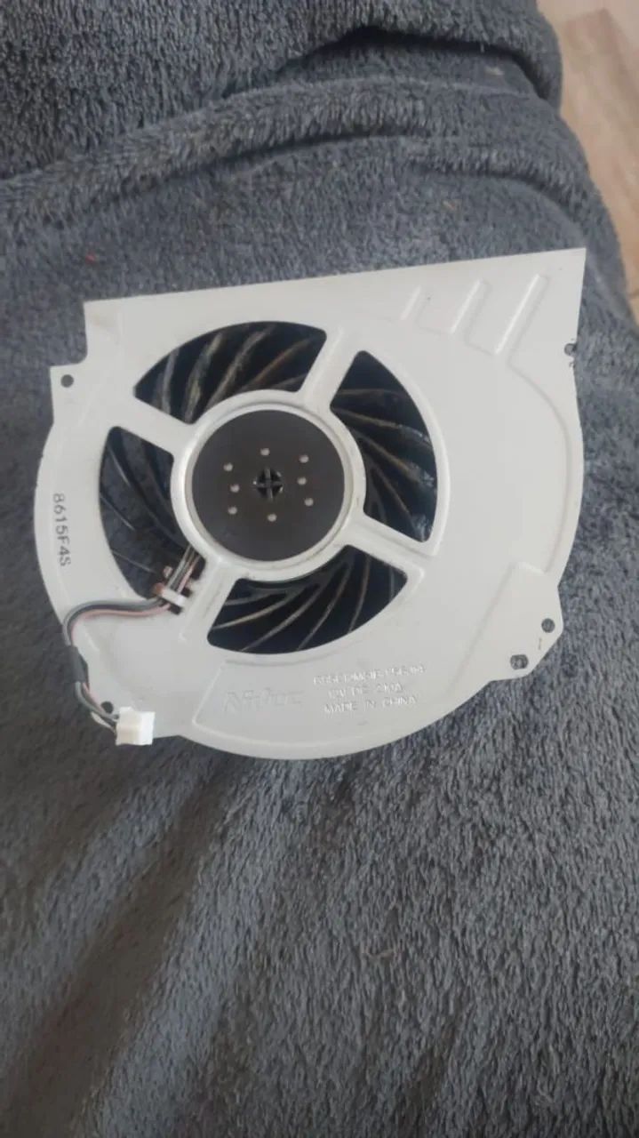 Cooler Ps4Pro Nidec original. 