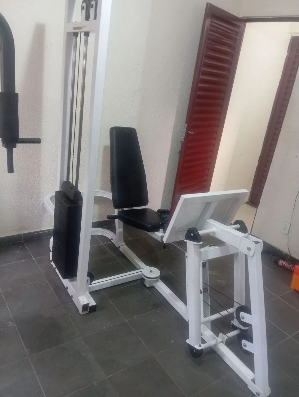 Legue pressa e estação musculação  - Foto 2