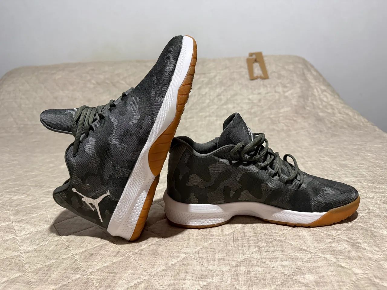 Jordan B fly River Rock 