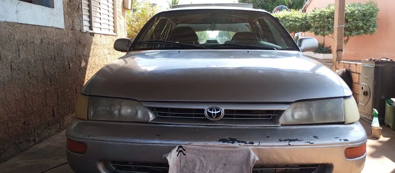 Toyota Corolla LE 1.8 1994