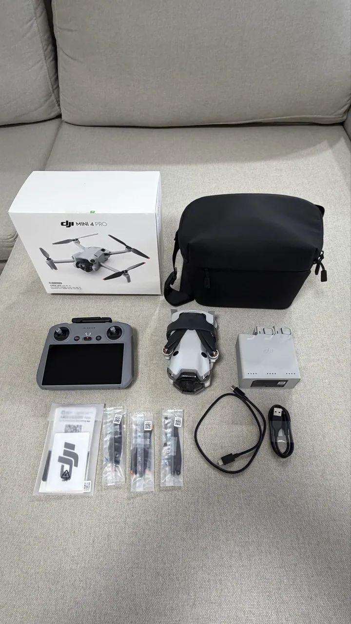 Drone DJI Mini 4 Pro - Combo Plus - Foto 2