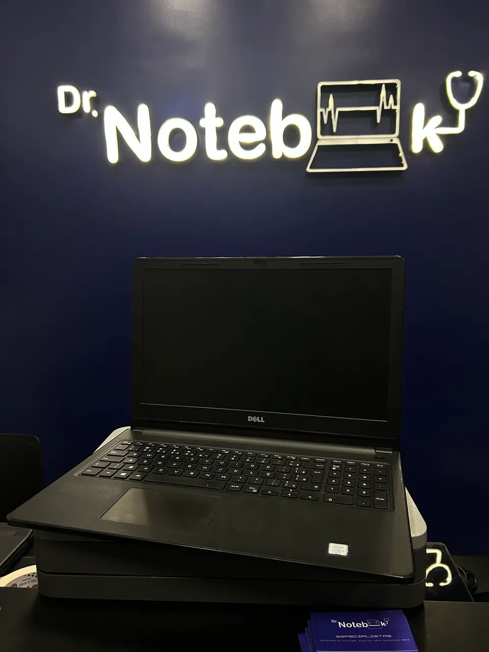 Notebook Dell, Intel core i3, 4GB RAM, SSD 256GB