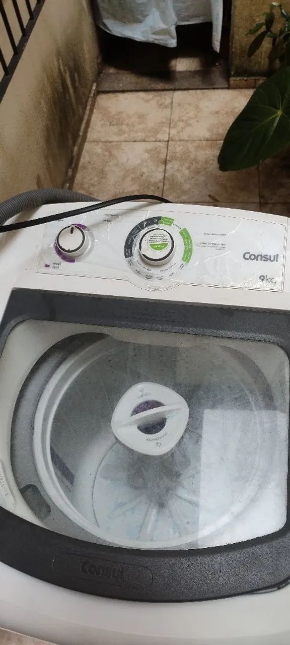Vendo máquina Consul 9kg com defeito, sou do Rio comprido.<br>R$200,00<br> - Foto 2