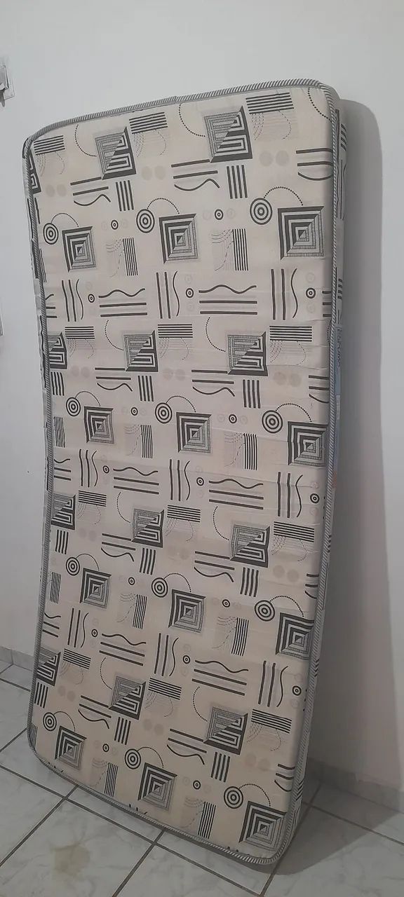 Vendo colchão de espuma Átala Elegance D20 - Foto 2