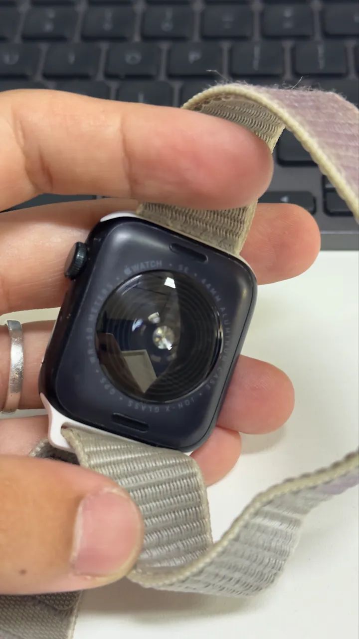 Apple Watch SE 2 44mm - Foto 4