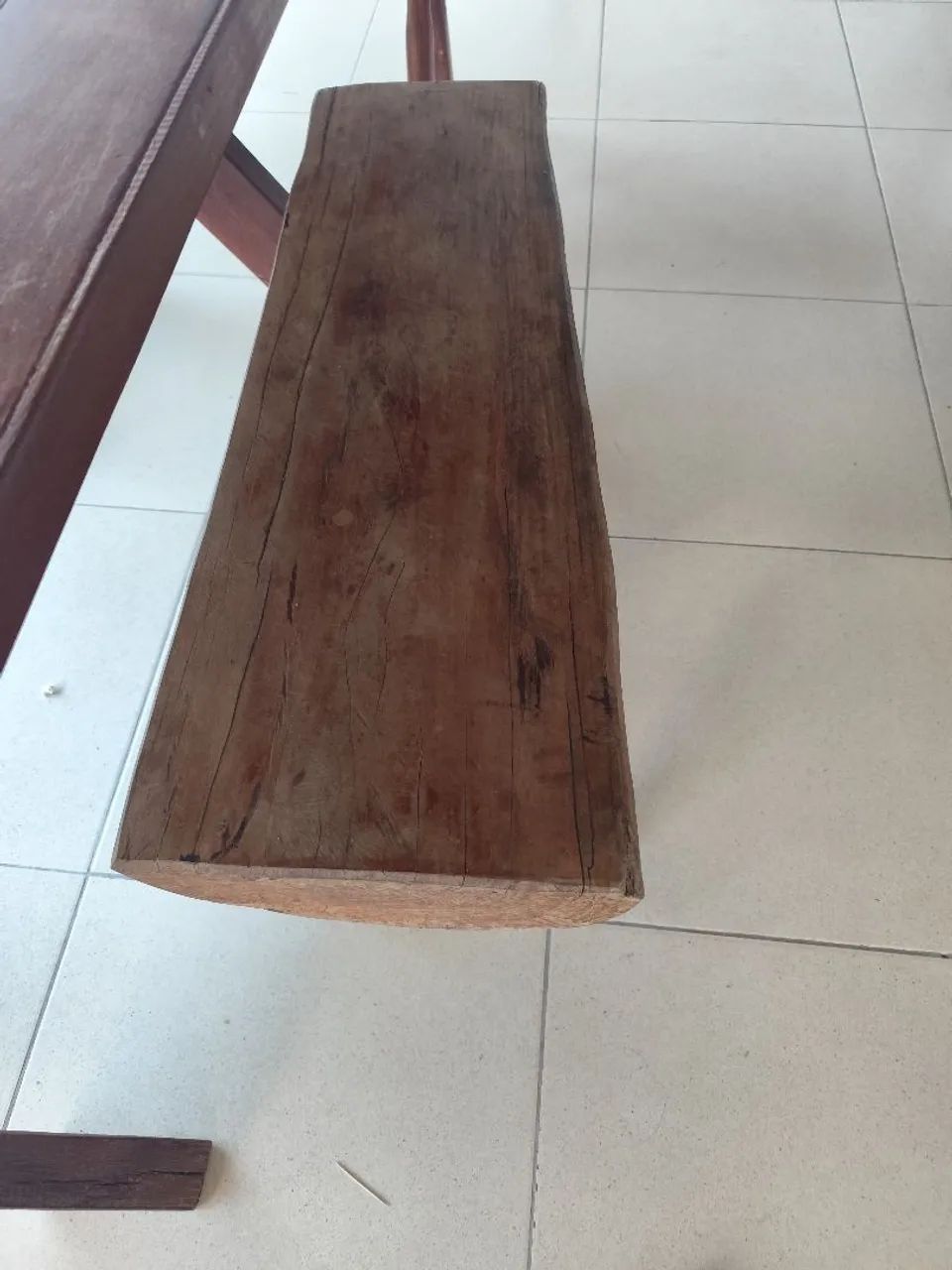 Mesa de Madeira Maciça