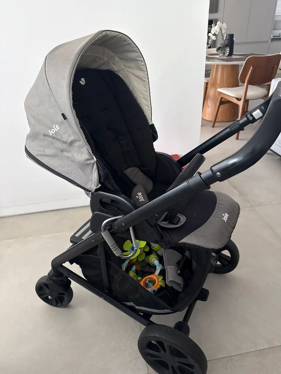 Carrinho joie de bebe completo