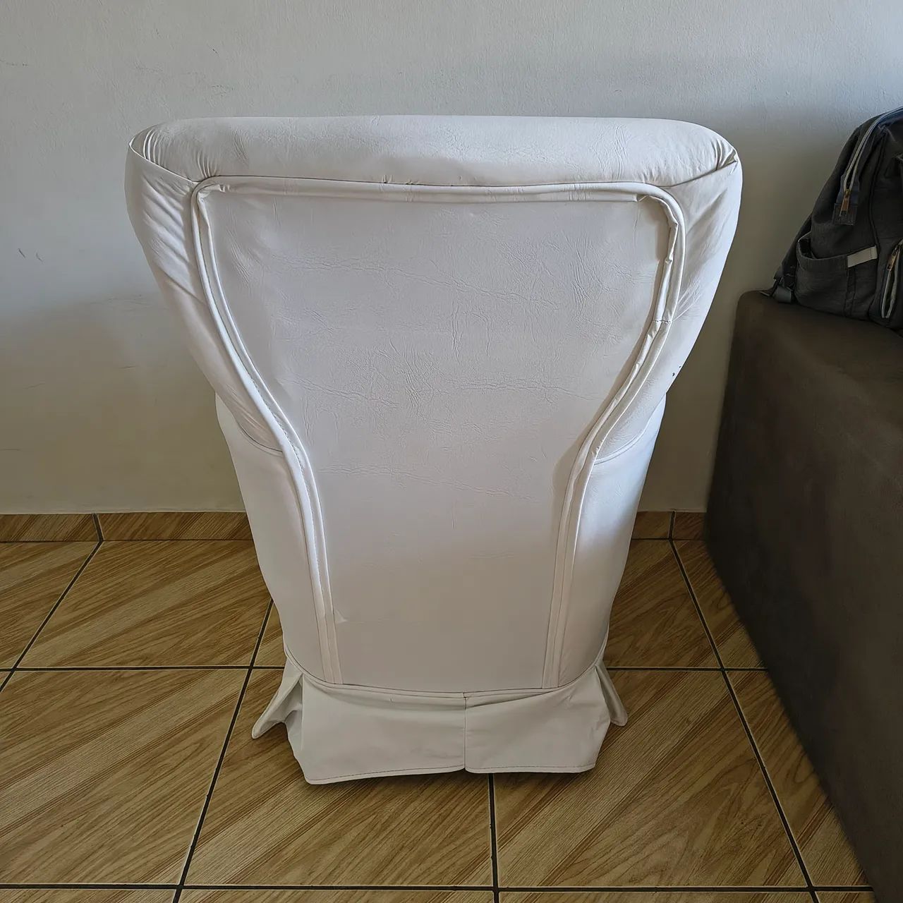Poltrona / Cadeira de Amamentação com Balanço  - Foto 2