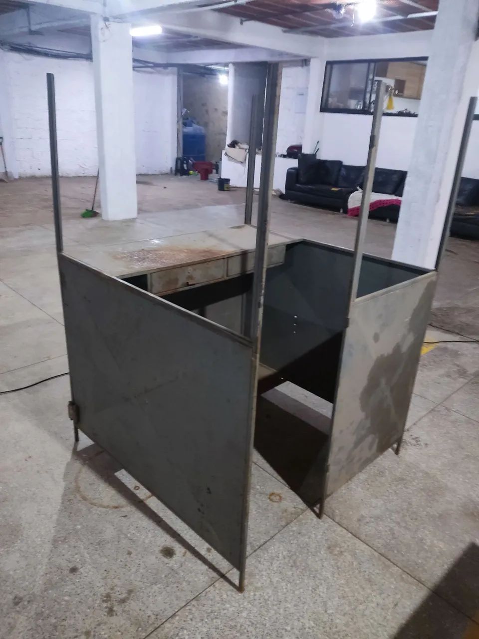 Vendo balcão de ferro - Foto 4