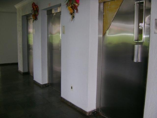 Apartamento 2 quartos 2 banheiros 2 garagem - Foto 16