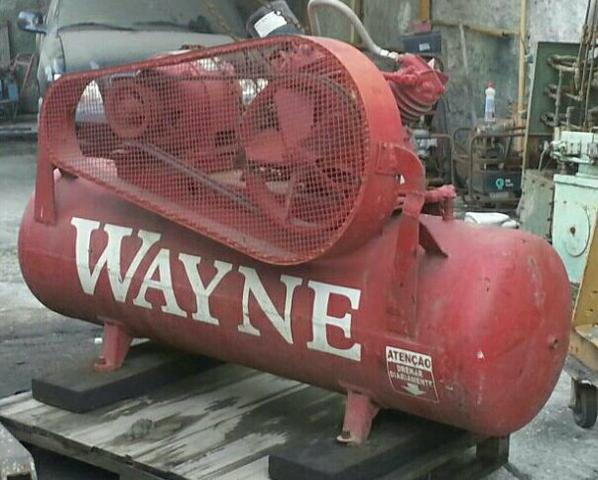 Compressor de Ar Wayne 700 de 40 pés 225 litros