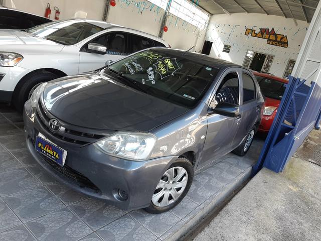 Etios sedan 2013 completa oportunidade