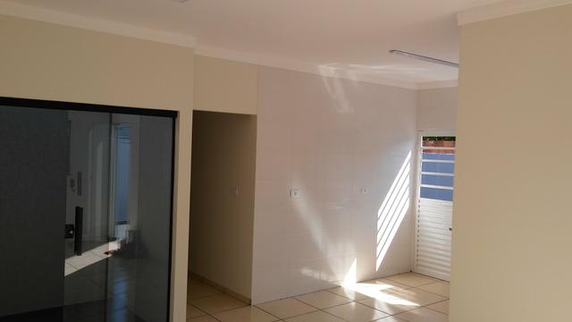 Vendo casa em ourinhos no Santos Dumont 200000,00 - Foto 5