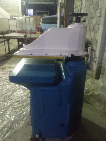 Balancim industrial para fabricaçao de chinelos e peças - Foto 2