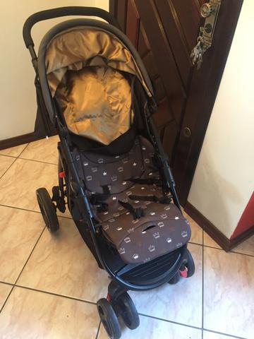 Carrinho de bebê e cadeirinha para carro seminovos - Foto 2