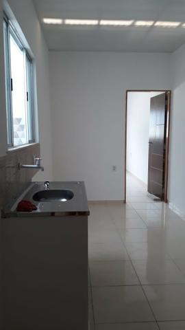 Alugo 02 pequenos apartamentos, primeira locação - Foto 5