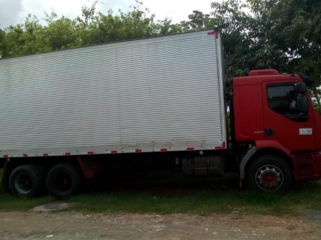 Caminhão bau volvo 260 2011/2012 - Foto 6