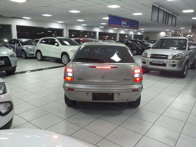 Fiat Bravo SX 1.6 - Completo\ 2003 Com APENAS 97 MIL KM - Foto 10