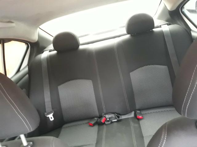 Nissan versa 16/17 - Foto 2