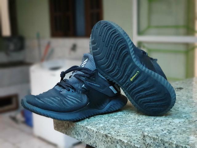 Tenis Adidas alphabounce