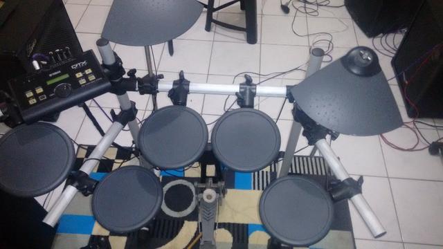 Bateria eletrônica Yamaha dtx 500