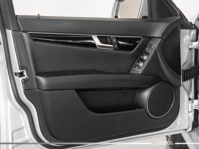 Mercedes C-180 CGI Sport 1.6 TB 16V 156cv Aut. - Prata - 2014 - Foto 14
