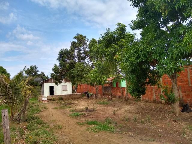 Casa com terreno grande
