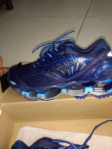 mizuno ate 200 reais