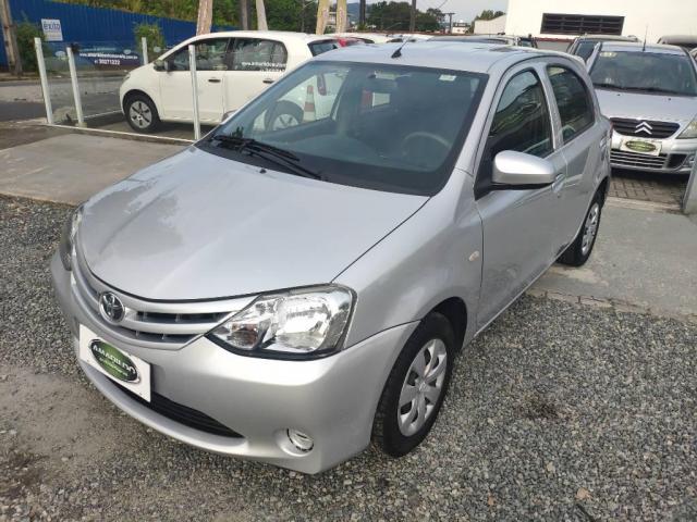 Toyota Etios X 1.3 - Foto 2