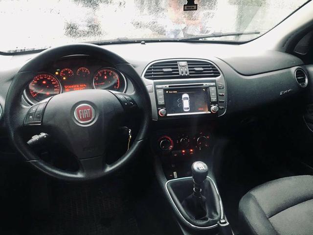 FIAT Bravo 28900 entrada de 10mil parcelas de 498 - Foto 8