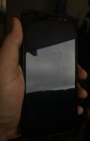 Samsung A8 - Foto 2
