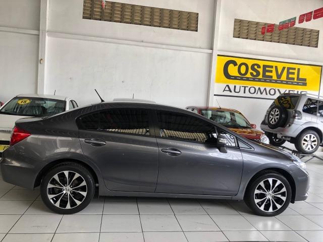 Civic LXR 2015, automático, 32.000km, pneus novos, revisões na Honda - Foto 4