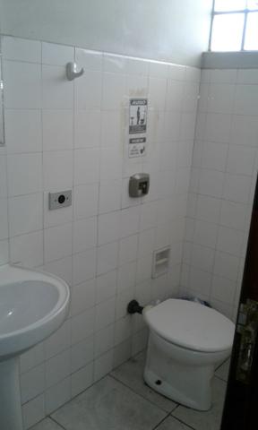 Quarto a uma quadra do supermercado extra da kennedy R$ 450,00 zap * samuel - Foto 2