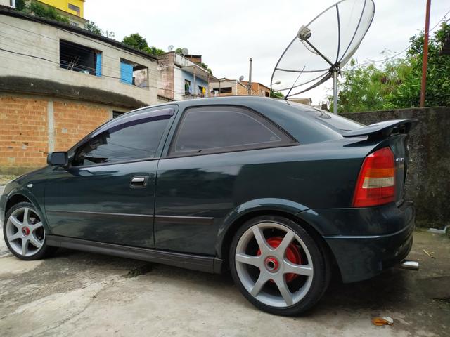 Vendo ou troco Astra 2001 1.8 8v - Foto 2