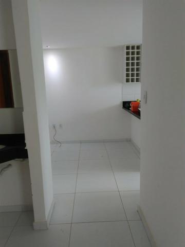 Amplo Apartamento 2/4 - Bairro Castália - Foto 2